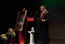 Enrique Mora González pregonó la Semana Santa alcazareña utilizando el tren como hilo conducto 9 Enrique Mora González pregonó la Semana Santa alcazareña utilizando el tren como hilo conducto 9