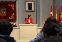 Niños de 4 y 5 años del colegio Picasso visitan el Ayuntamiento de Alcázar 4