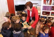 Niños de 4 y 5 años del colegio Picasso visitan el Ayuntamiento de Alcázar 3