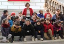 Niños de 4 y 5 años del colegio Picasso visitan el Ayuntamiento de Alcázar 2