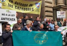 Miles de cazadores toman las calles de Castilla-La Mancha para reivindicar la caza 8 Miles de cazadores toman las calles de Castilla-La Mancha para reivindicar la caza 8