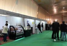 Caballero y García-Page visitan “Sabores del Quijote” en Herencia 1