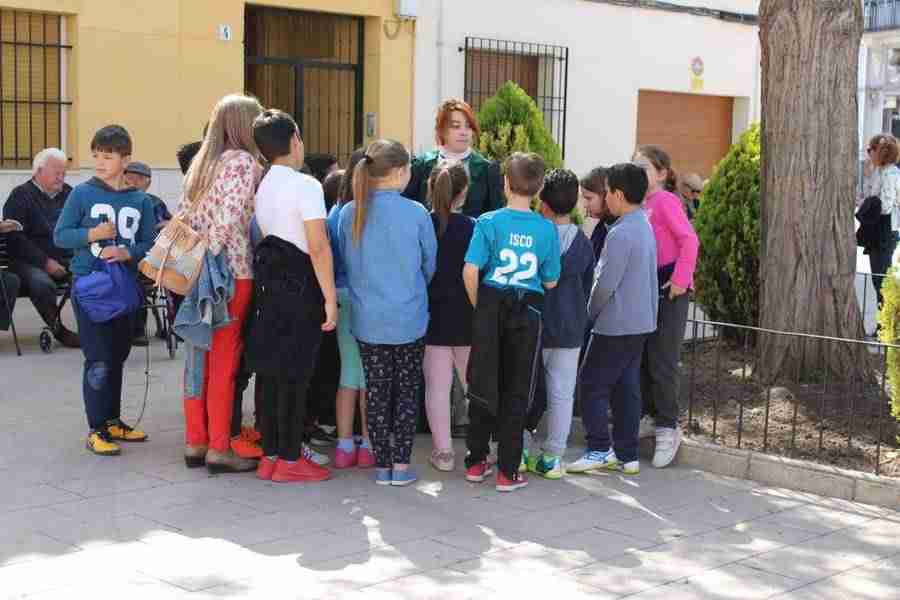 Concejal de Cultura y Educación presente en la actividad del Quijote en las calles 2