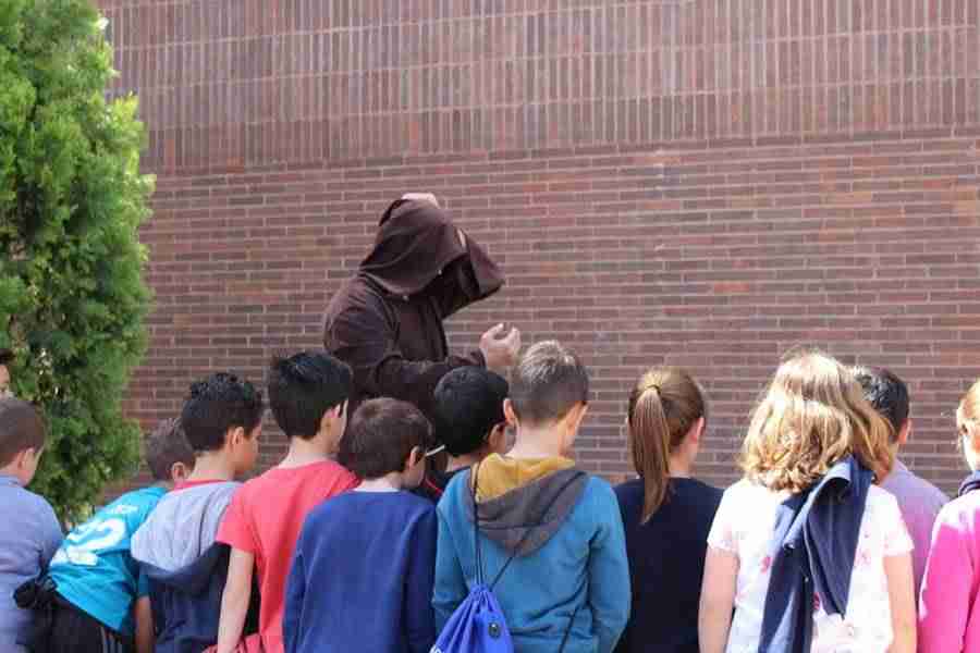 Concejal de Cultura y Educación presente en la actividad del Quijote en las calles 1