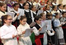 La periodista Isabel Lobo pidió licencia a la patrona de Alcázar para cantar los "Mayos" 9 La periodista Isabel Lobo pidió licencia a la patrona de Alcázar para cantar los "Mayos" 9