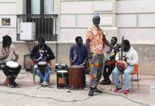 Mucha participación en la Fiesta senegalesa en la plaza de España 3