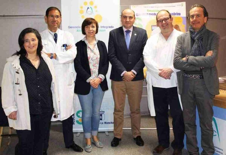 La alcaldesa de Alcázar inaugura en el Mancha Centro las VIII Jornadas de Enfermería Científica