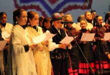 La escuela de folklore de Alcázar celebra su festival de fin de curso en el Auditorio Municipal 1
