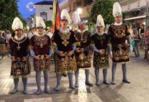 Alcázar vivió unas vistosas y coloridas fiestas de Moros y Cristianos en las que participaron más de 200 personas 1