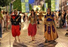 Alcázar vivió unas vistosas y coloridas fiestas de Moros y Cristianos en las que participaron más de 200 personas 10