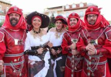 Alcázar vivió unas vistosas y coloridas fiestas de Moros y Cristianos en las que participaron más de 200 personas 23