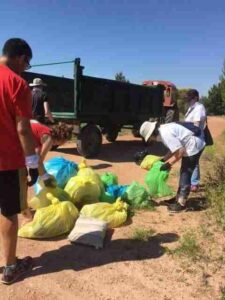 Equo Alcázar Vecinal organizó y participó en la limpieza del entorno natural próximo a la ermita de San isidro y Sagrado Corazón. 2