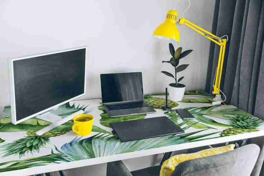 Apuesta por los vinilos adhesivos para recuperar un mueble viejo 2