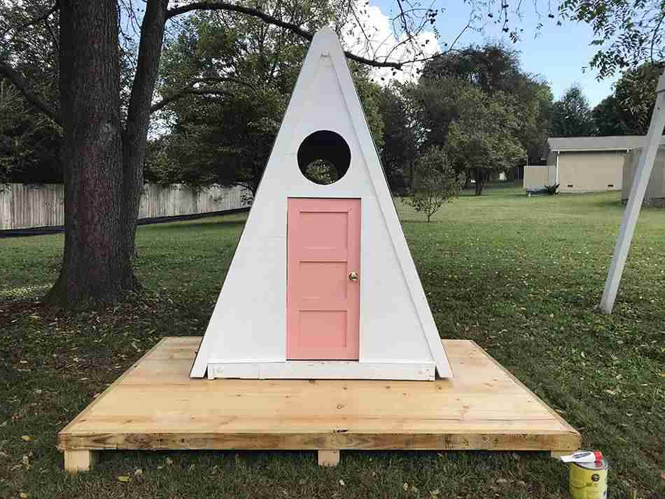 Construye tú mismo una casita de juegos de madera para el jardín 12