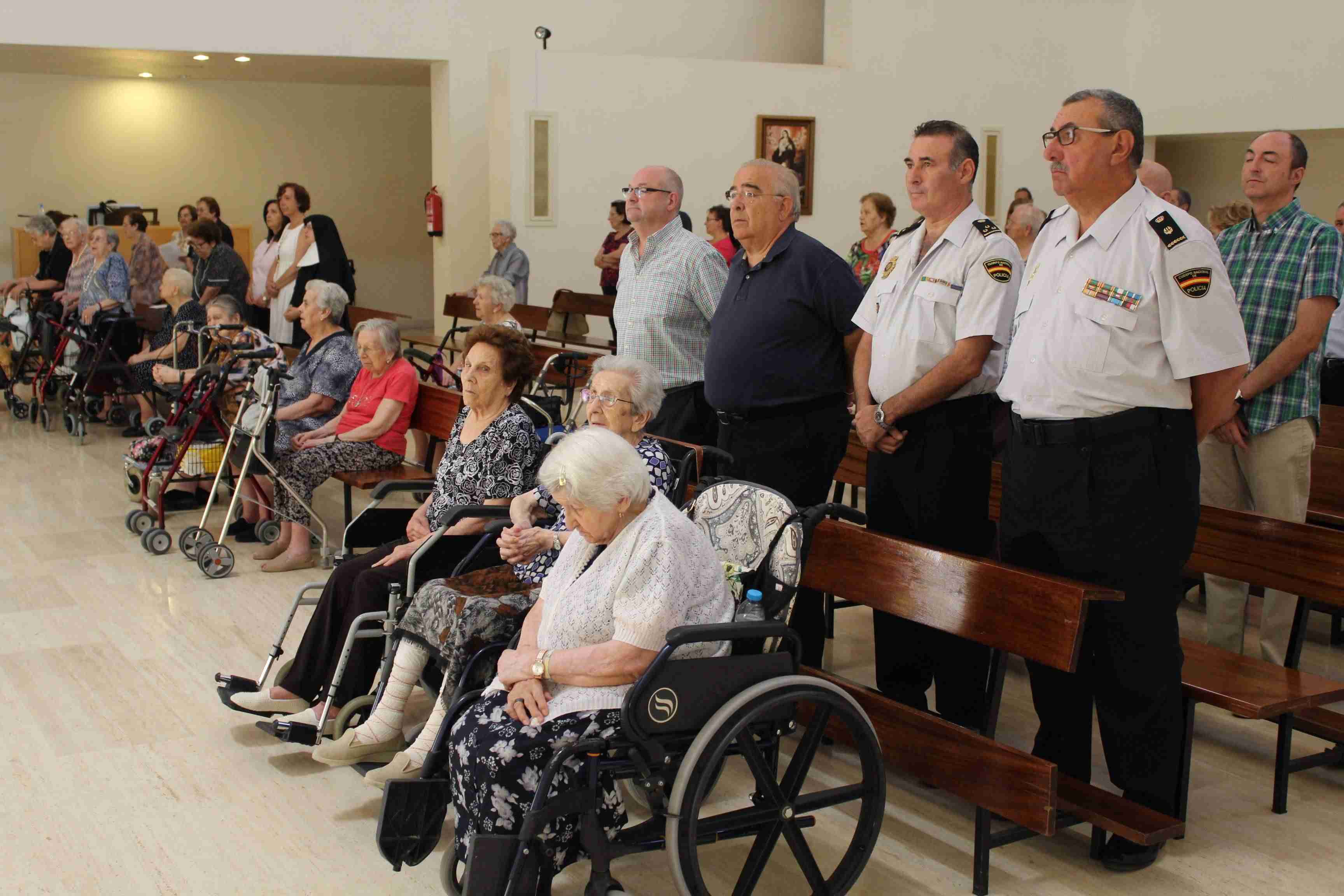 Camareros y hosteleros celebran el día de su patrona 1