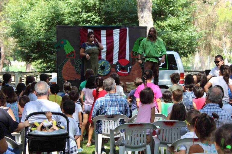 Terminan los espectáculos teatrales en el recinto infantil del Parque Alces