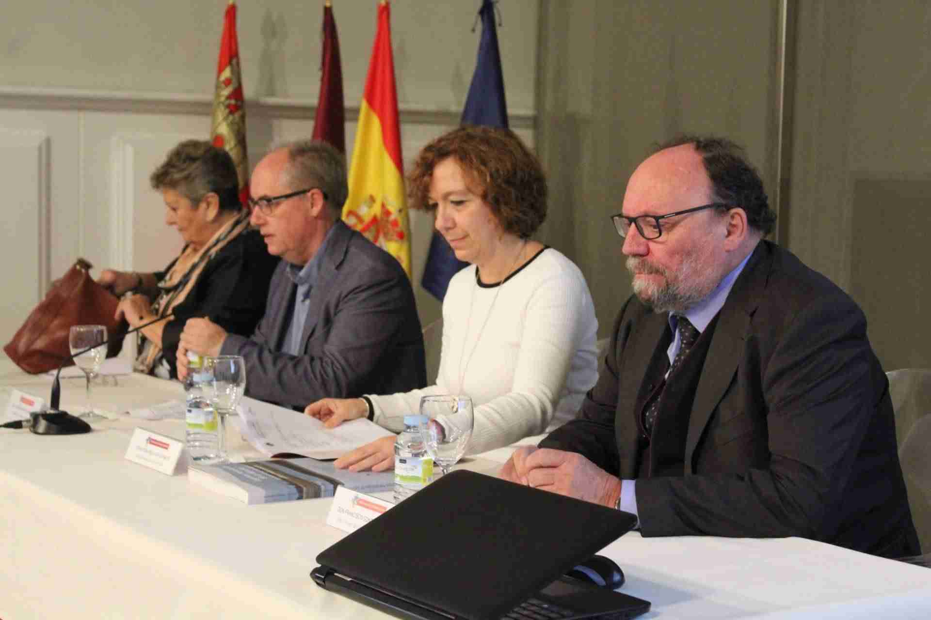 El IGME presentó en Alcázar de San Juan el libro "Lagunas Mesetarias de La Mancha" 1