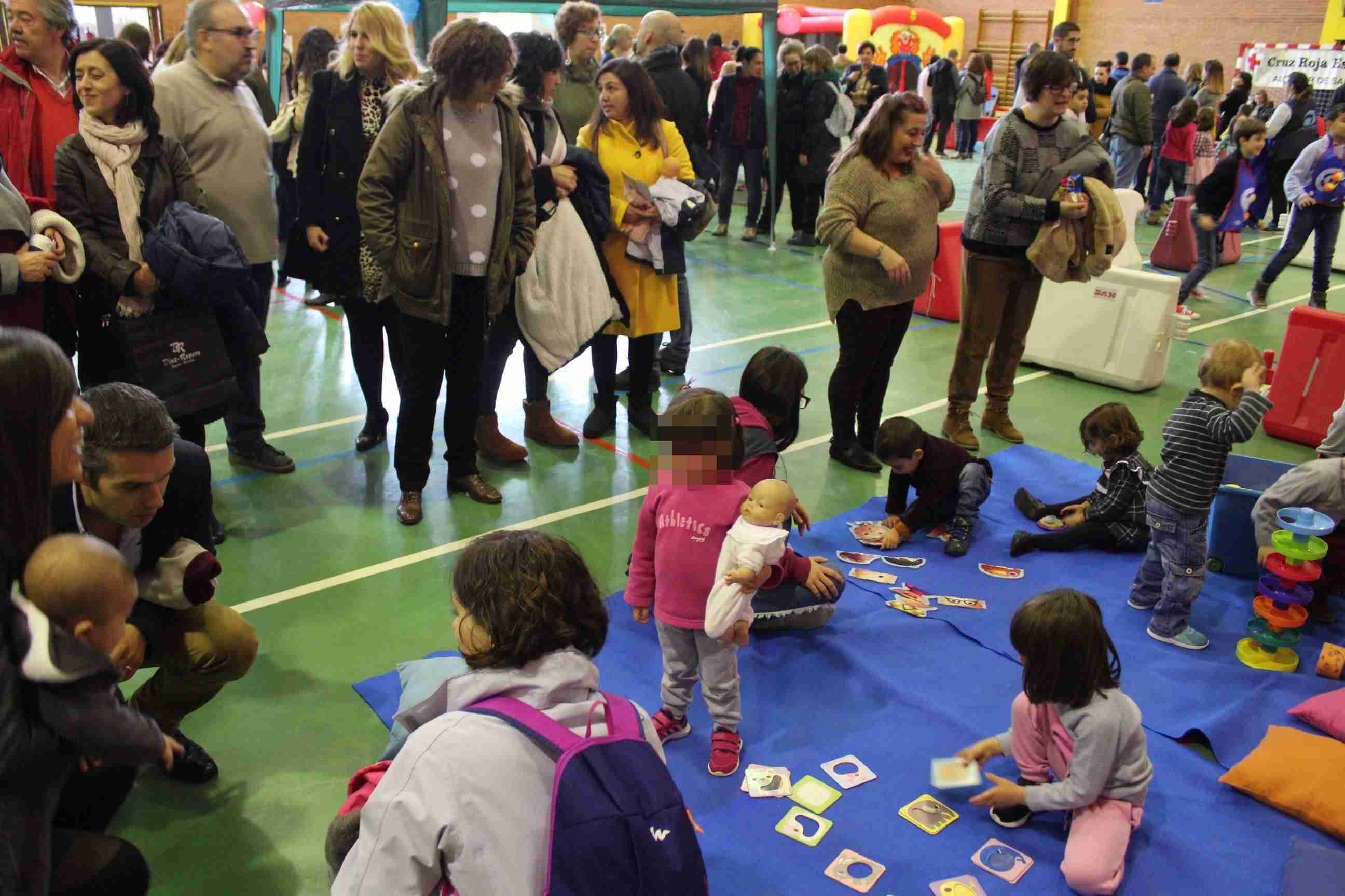 El Pabellón Picasso se convirtió un año más en recinto lúdico para celebrar el Día Universal de la Infancia 1