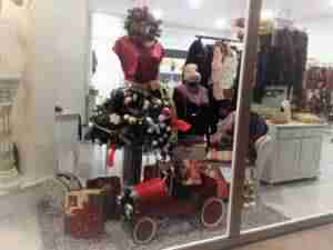 Éxito de participación en el concurso de escaparates organizado por la concejalía de festejos de Quintanar de la Orden 1 Éxito de participación en el concurso de escaparates organizado por la concejalía de festejos de Quintanar de la Orden 1