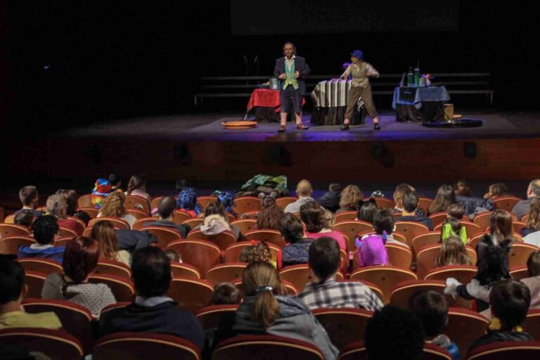 Niños de Alcázar fueron los primeros en celebrar la declaración nacional del «Carnavalcázar»
