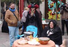 Concentración de corros de mesas camilla en el Carnavalcázar 2018 5