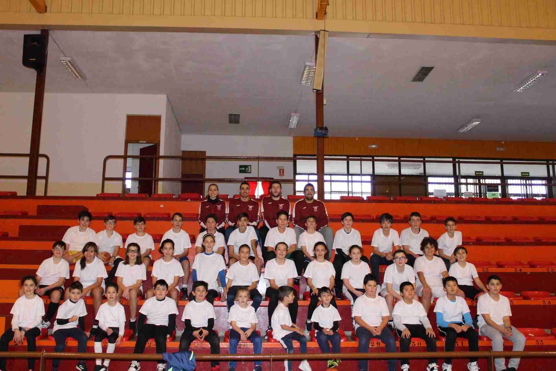 36 niños y niñas disfrutan del II Campus de Baloncesto de Navidad 1 36 niños y niñas disfrutan del II Campus de Baloncesto de Navidad 1
