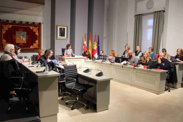 Apoyo unánime del Pleno alcazareño al Pacto de Estado contra la violencia de género