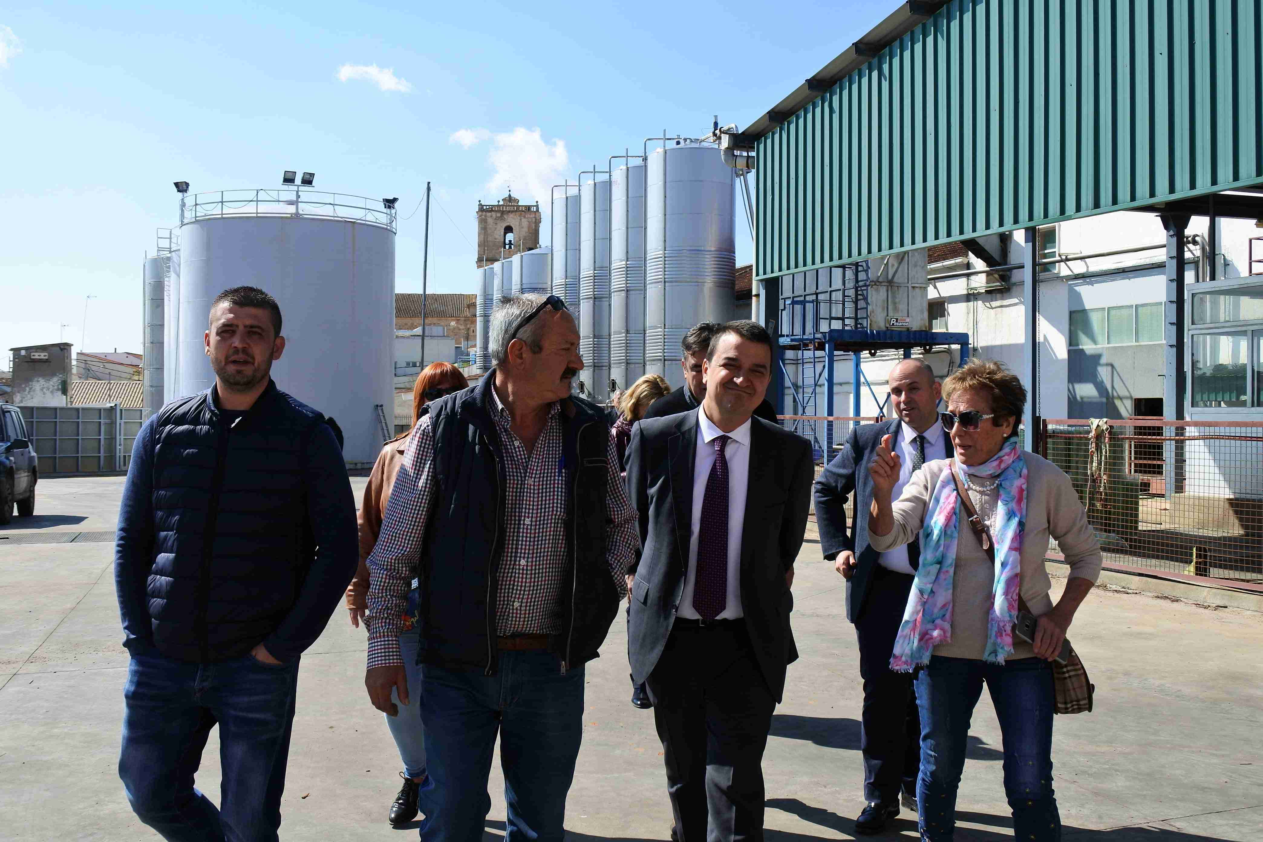 Martínez Arroyo destaca la importancia de apoyar al viñedo de secano que es el que “mantiene nuestro territorio” en aquellas zonas de la región donde no hay agua 1