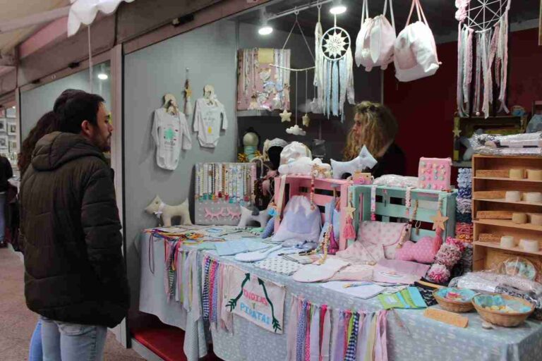 Más de una quincena de expositores artesanos en la XIII edición de la Feria de los Sabores