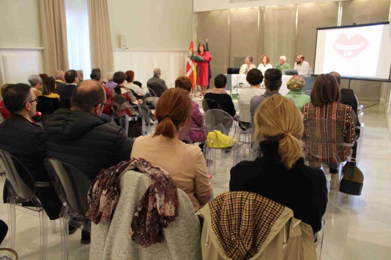 La prevención del cáncer oral y el síndrome del cáncer hereditario temas centrales de las charlas de la AECC