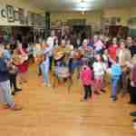 Mayos a la Cruz y a la Virgen para conmemorar el inicio del mes de las flores 2