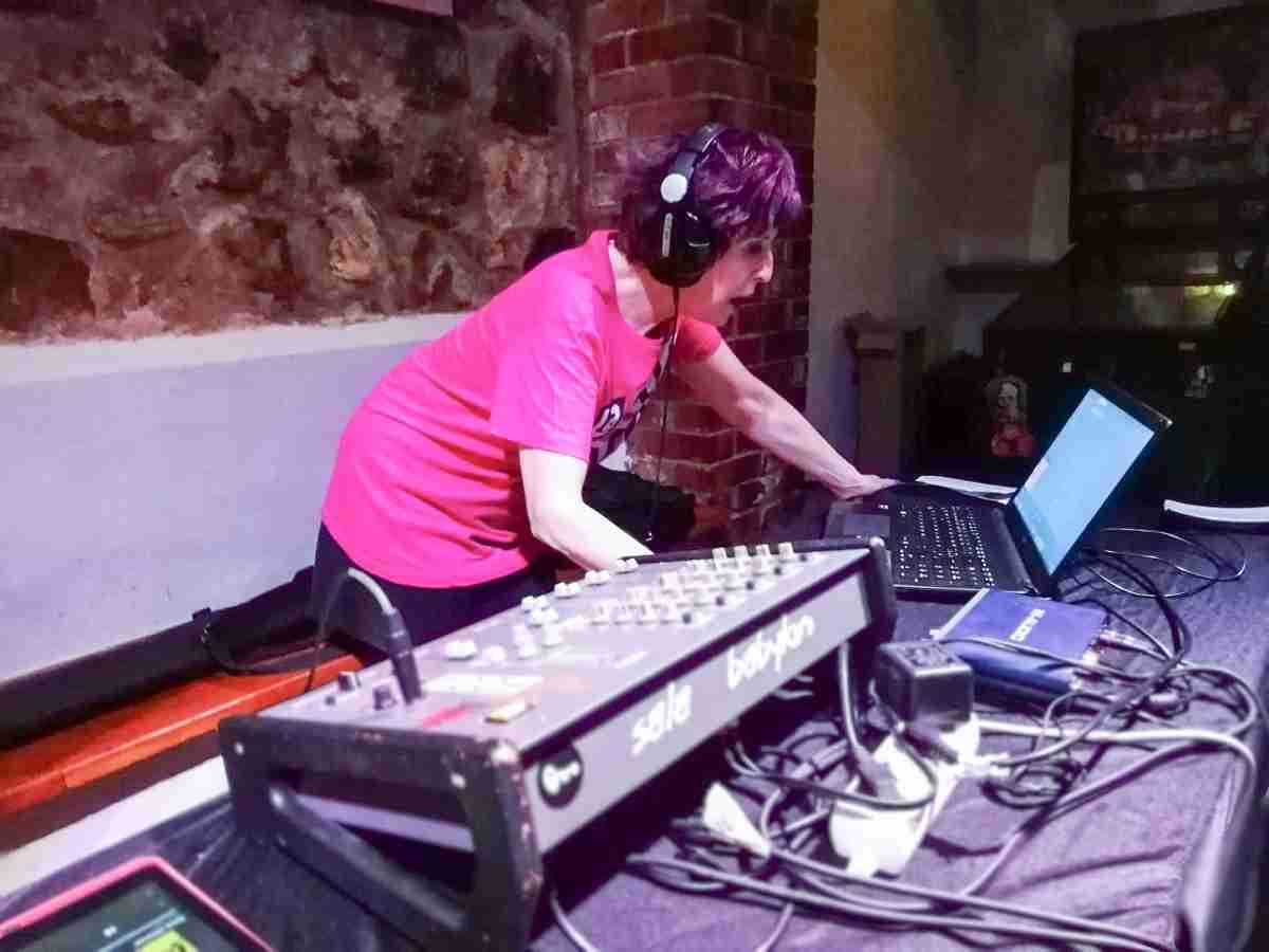 Marisol Galdón nos habla de Plastik, el mítico programa musical de Televisión Española 2