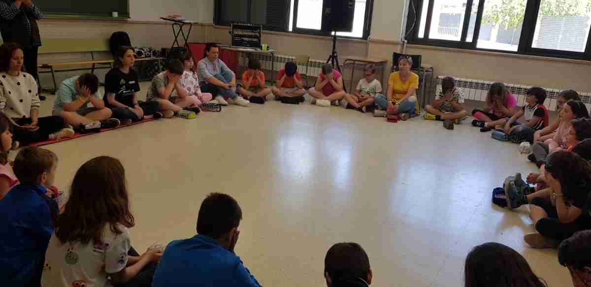 Sesiones con familia en el Colegio Público Jardín de Arena sobre “Educar en igualdad de oportunidades” 1 Sesiones con familia en el Colegio Público Jardín de Arena sobre “Educar en igualdad de oportunidades” 1