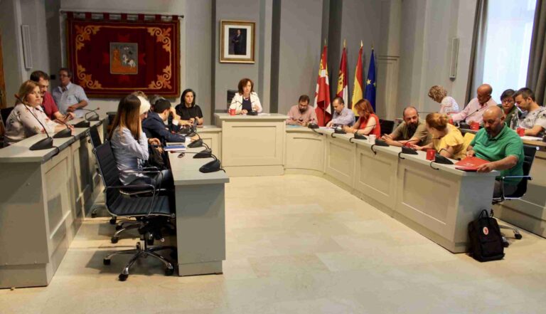 La Corporación Municipal celebró él último Pleno del mandato 2015-2019