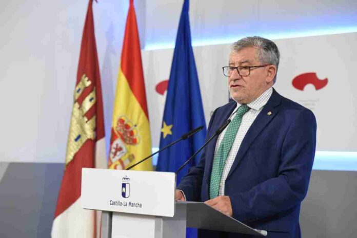El-Gobierno-de-Emiliano-Garcia-Page-abre-un-ano-mas-los.jpg