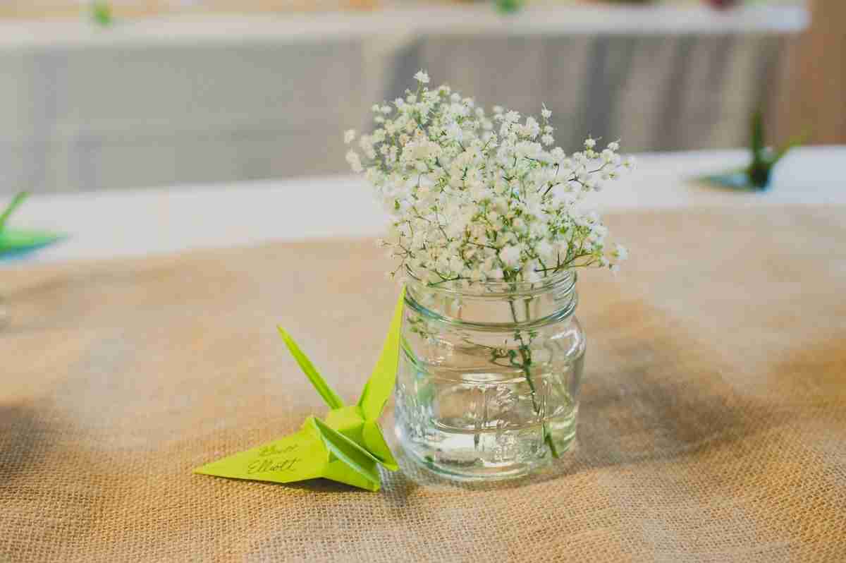 Centros de mesa para decorar tu boda con desbordante naturaleza 6