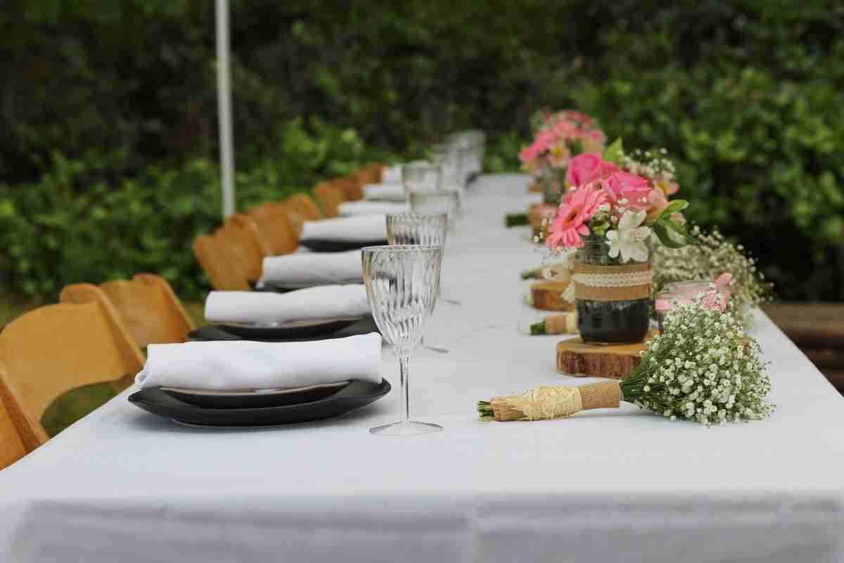 Centros de mesa para decorar tu boda con desbordante naturaleza 7
