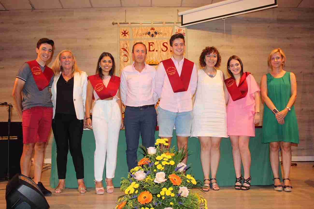 El IES Juan Bosco de Alcázar despide el curso con la imposición de becas a los graduados 3