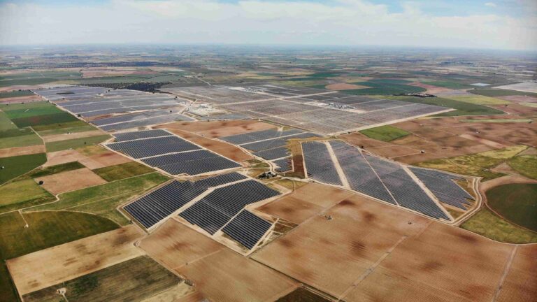 Alcázar contará con nuevas plantas fotovoltáicas en octubre para producir energía