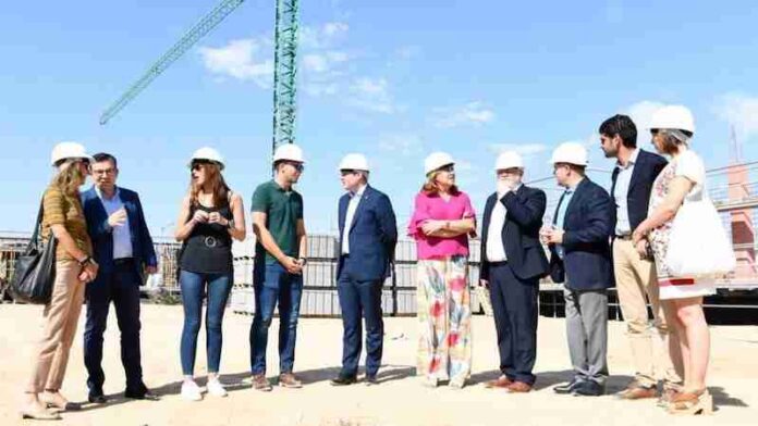 Con-el-nuevo-Plan-de-Infraestructuras-Educativas-2019-2023-se-generaran.jpg