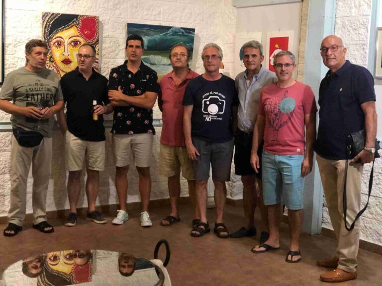 La nueva sala de Exposiciones «El Comedor del Arte» abre sus puertas en la cafetería El Monago
