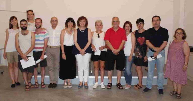 Alcázar renueva convenios con 25 colectivos para la cesión de espacios en el Centro Cívico