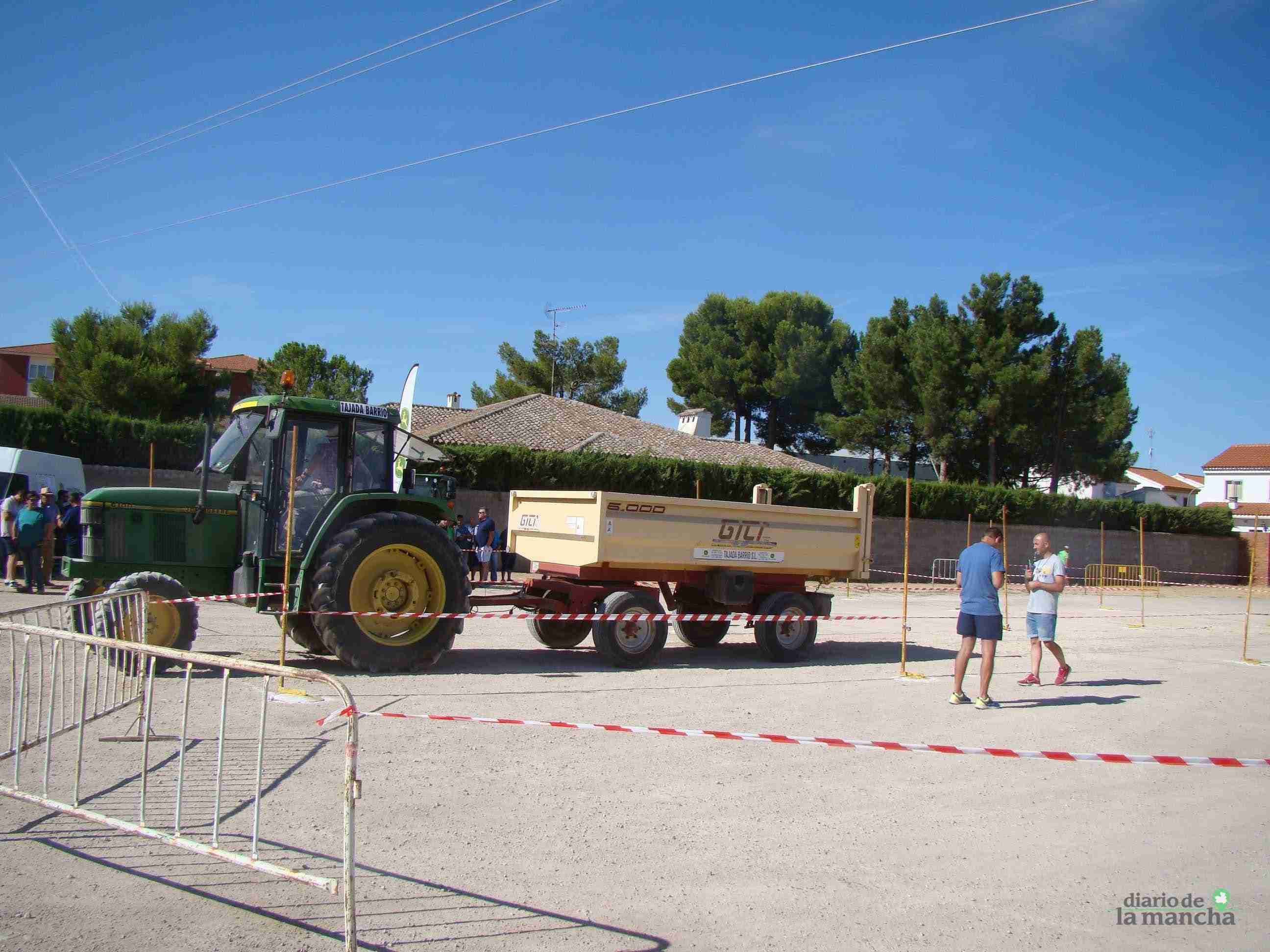 Quintanar celebra su XXVI Concurso Comarcal de Habilidad con Tractor con gran participación 5