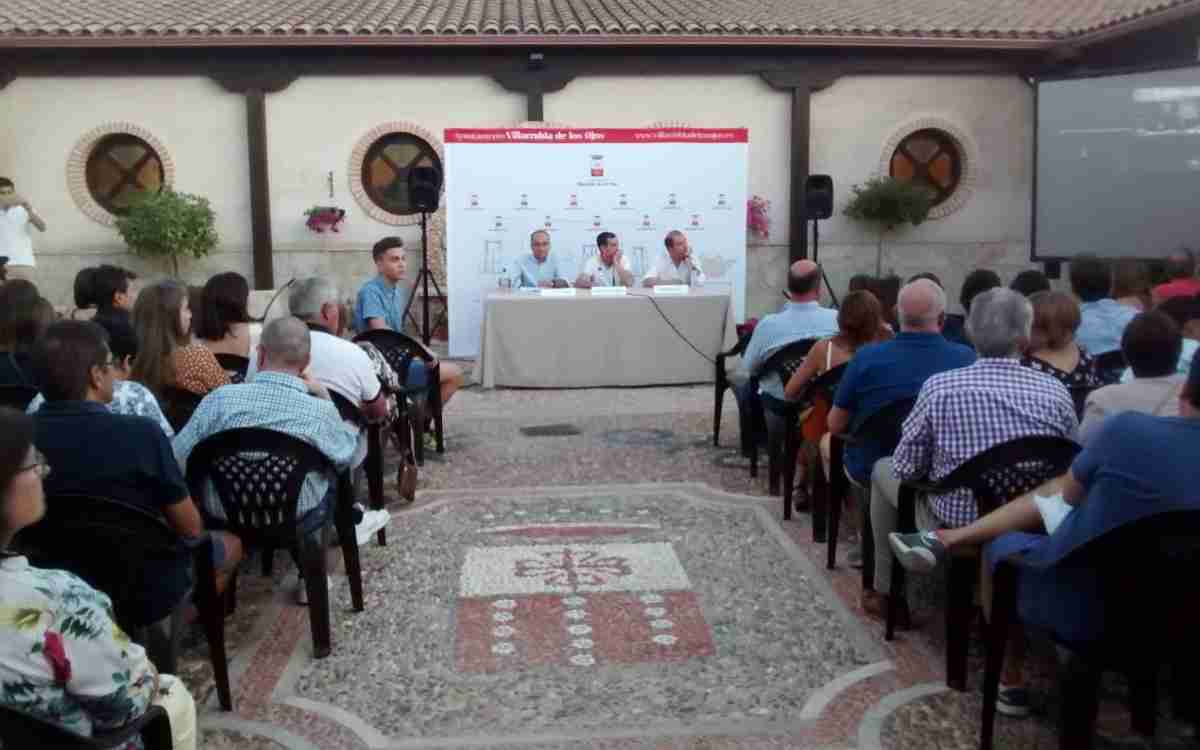 Presentado el libro “Esta tierra es mía” de Jesús Fernández Vallejo en Villarrubia de los Ojos 1 Esta_tierra_es_mía