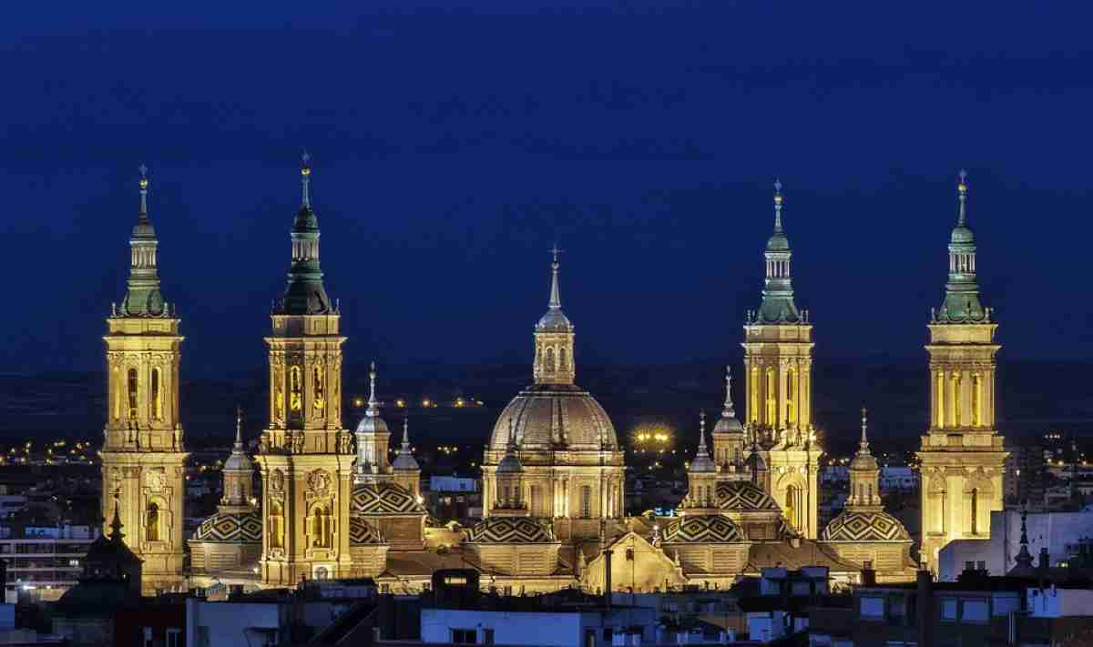 La ciudad de Zaragoza y sus Fiestas del Pilar para tus mejores vacaciones 4