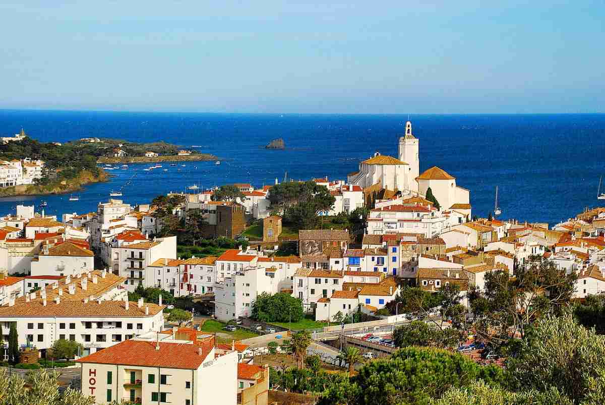 Cadaqués en Gerona, España un destino impresionante 1