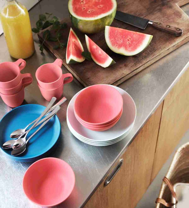 La nueva vajilla de Ikea «Talrika» te va a encantar con su colorido