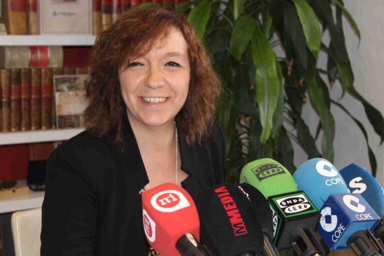 A disposición de las autoridades sanitarias los pabellones polideportivos, Vicente Paniagua, Picasso y Díaz Miguel al igual que el resto de dependencias municipales