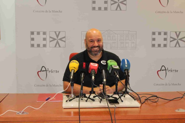 El concejal presenta a los finalistas que serán premiados en la Gala del Deporte