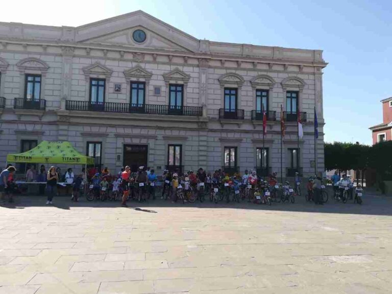 La V Ruta Ciclista del cine solidario compromete a más de 500 personas con la venta de dorsales